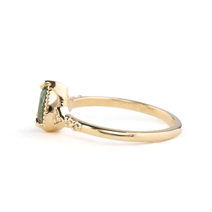 Agatha Ring 087ct Light Green Montana Sapphire Envero Jewelry Rings Agatha Ring 087ct Light Green Montana Sapphire Envero Jewelry Rings