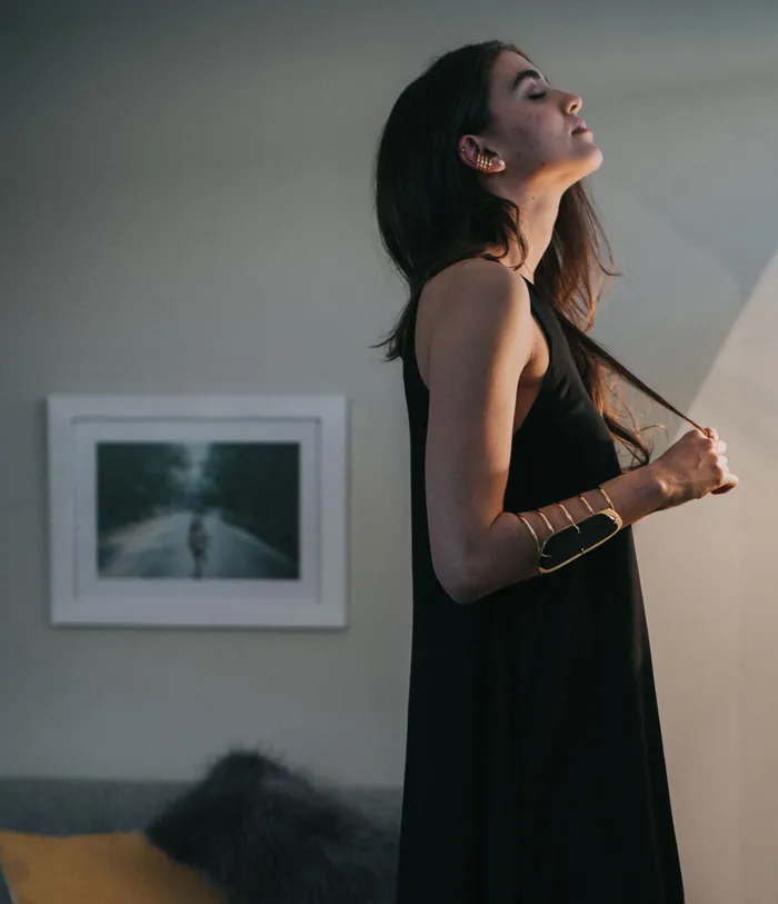 MARIA MARISCAL Earrings Orbita con Obsidiana
