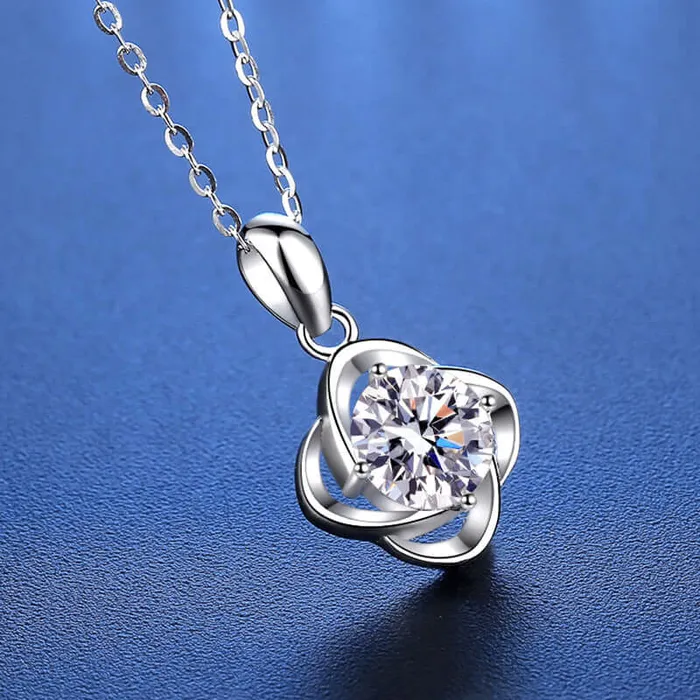 Four Leaf Clover Moissanite Necklace Trendolla Jewelry Necklaces
