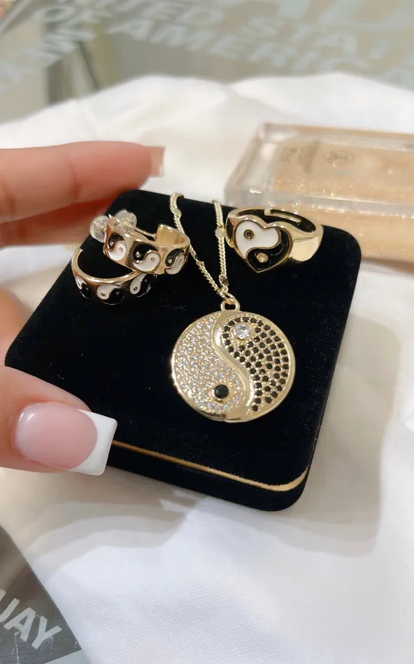 MP Jewelry Necklaces Balance Necklace Set