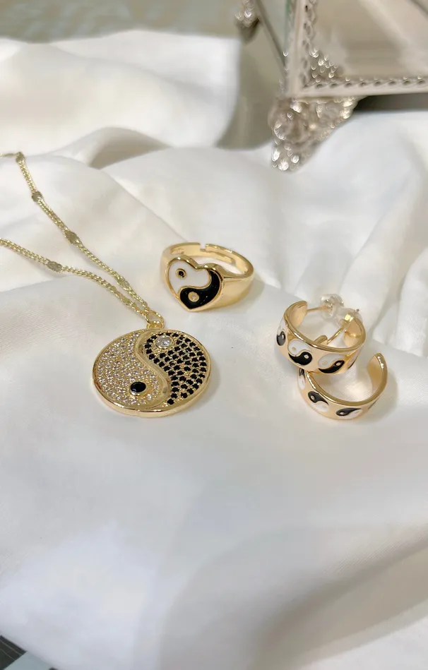 MP Jewelry Necklaces Balance Necklace Set