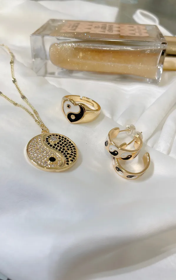 MP Jewelry Necklaces Balance Necklace Set