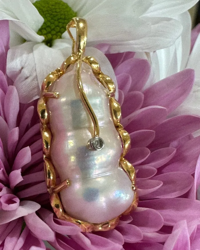 ONeills Estate Jewelry 14 Karat Yellow Gold Pearl Enhancer 32000032 Earrings ONeills Estate Jewelry 14 Karat Yellow Gold Pearl Enhancer 32000032 Earrings