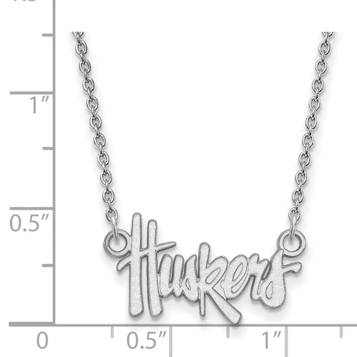 TreasureFineJewelers Necklaces 10K White Gold University of Nebraska Small Pendant with Necklace