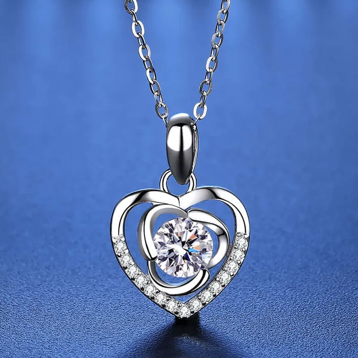 Trendolla Jewelry Clover Heart Moissanite Necklace Necklaces